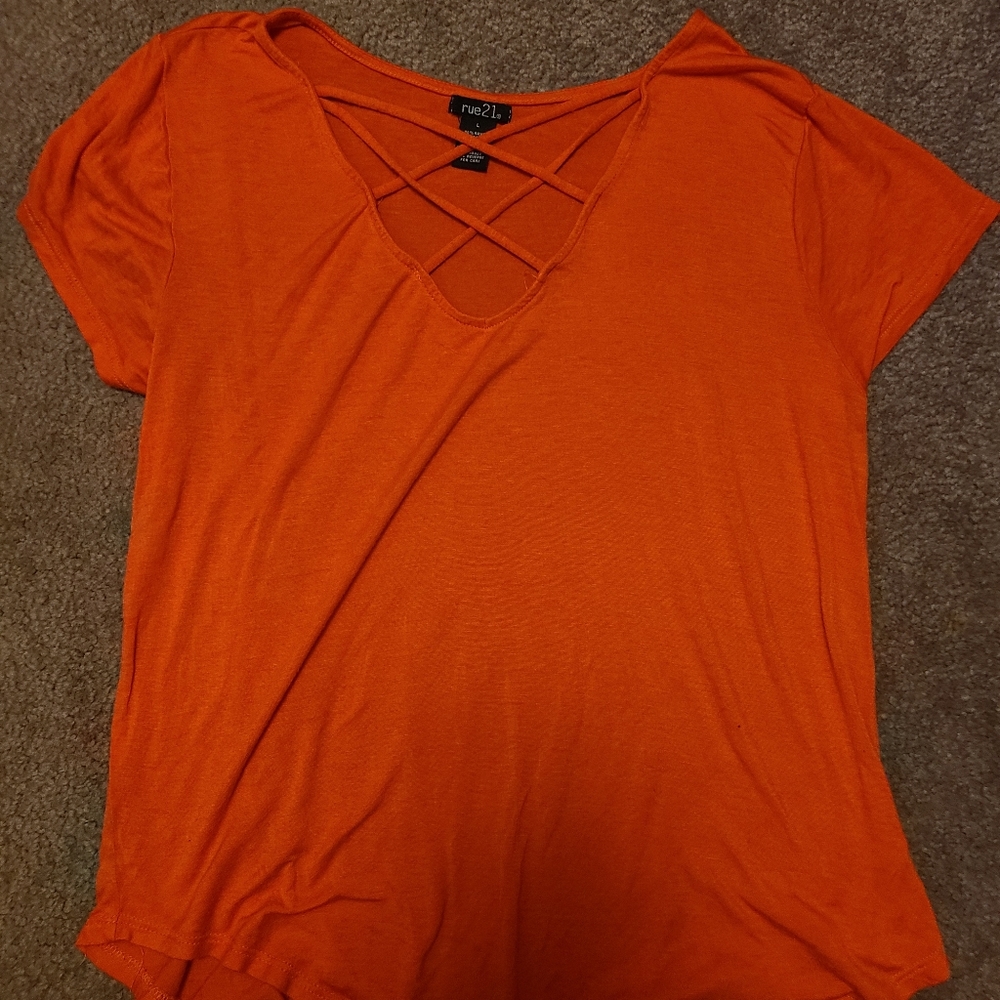 Size large top
